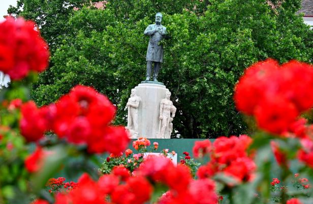 WIEN: LUEGER-DENKMAL