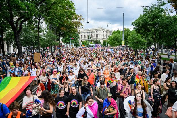 30. REGENBOGENPARADE