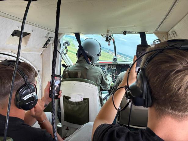 Flugstunde über Langenlebarn.