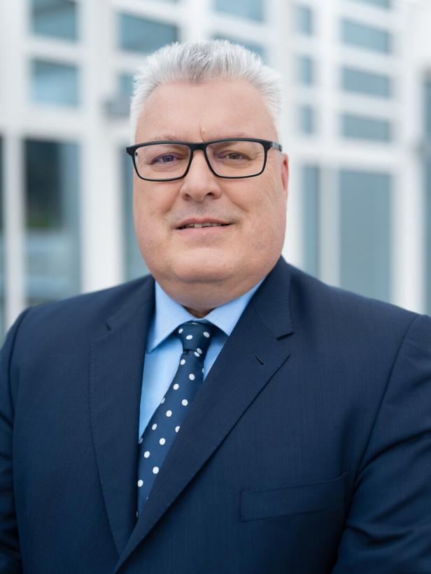CEO Michael Mertin: AT&S-Technologie wird die Leistung von Supercomputern steigern.