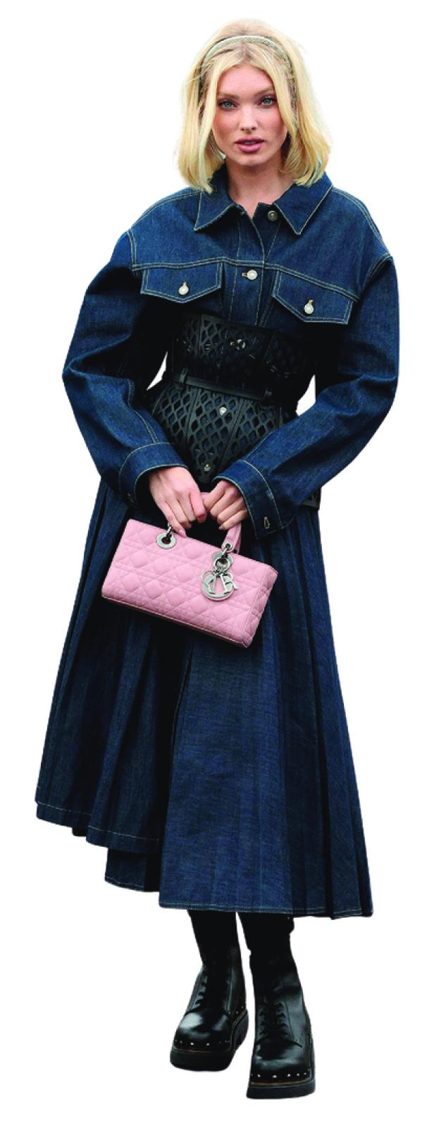 FASHION-FRANCE-WOMEN-DIOR