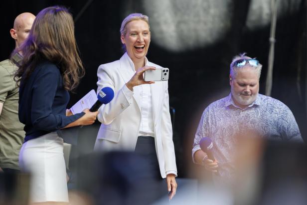 VOLKSFEST "70 JAHRE FPÖ": WEIDEL