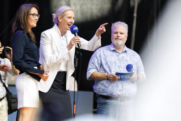 VOLKSFEST "70 JAHRE FPÖ": WEIDEL