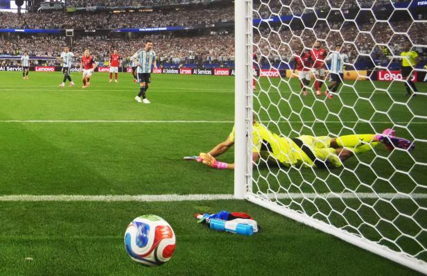 FIFA World Cup 2026 - Group J - Argentina v Austria