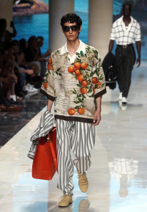 Dolce & Gabbana - Runway - Milan Fashion Week