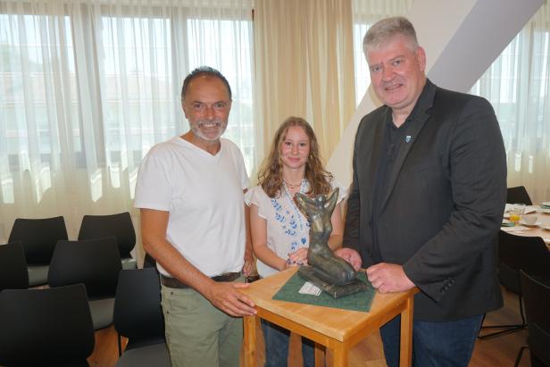 Günther Sterlike, Tochter Sarah und Bürgermeister Josef Leitner 