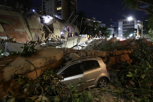 Powerful earthquakes strike Venezuela
