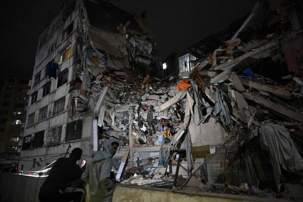 TOPSHOT-VENEZUELA-EARTHQUAKE