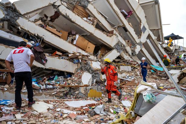 Aftermath of earthquakes in Venezuela