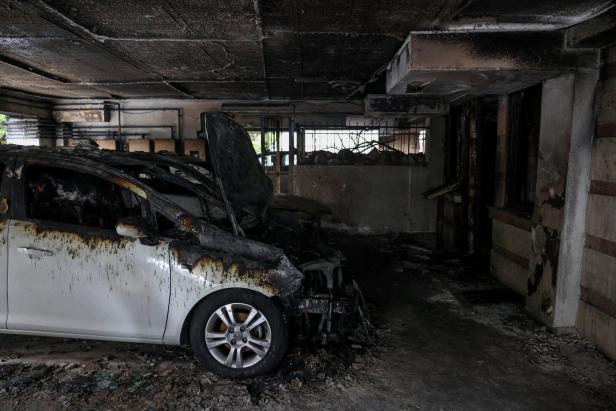 Firebombings of homes linked to Greek governing party in Thessaloniki