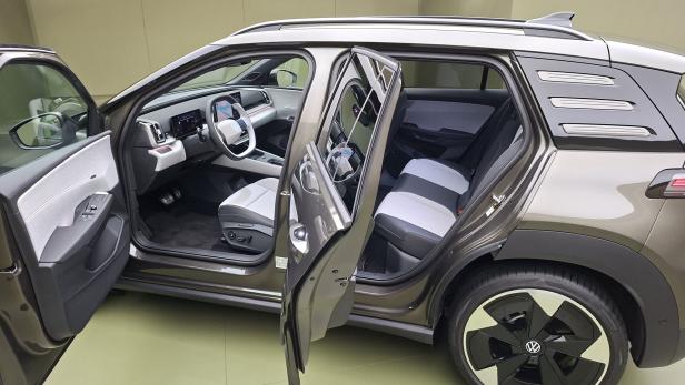 Auf der Rückbank des VW ID.Cross kann man auch als Erwachsener ganz angenehm sitzen.