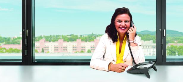 Barbara Walzl-Sirk am KURIER Wohntelefon