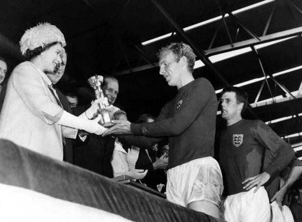 FILES-BRITAIN-ROYALS-QUEEN-OBIT