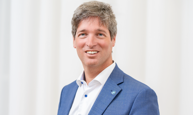 Porträt von Mag. Alexander Winkler, Notar