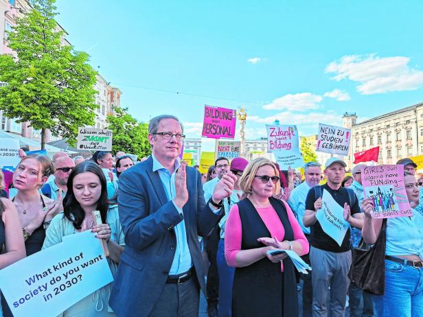 LINZ: DEMONSTRATION GEGEN EINSPARUNGEN AN UNIVERSITÄTEN