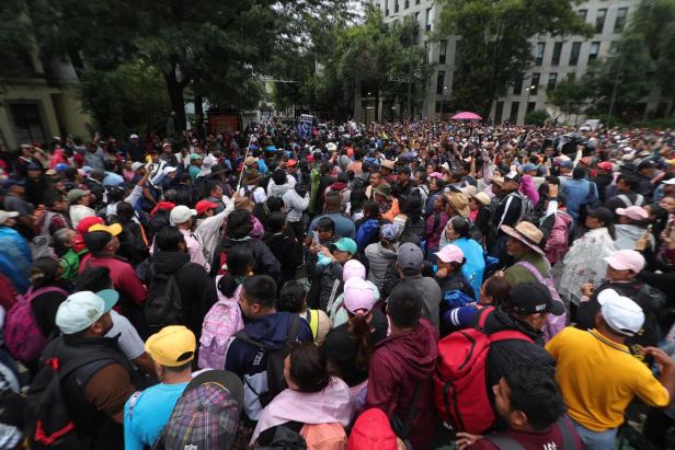 Teachers protest outside Interior Ministry in Mexico City