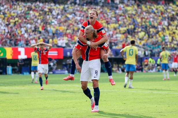 FOI-SOC-SPO-WCS-BRAZIL-V-NORWAY:-ROUND-OF-16-FIFA-WORLD-CUP-20