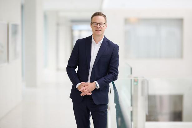 Bernhard Hohenegger, Bank99