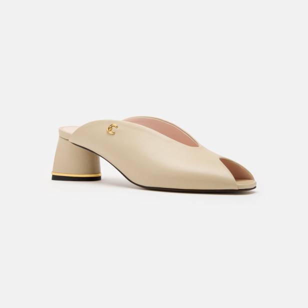 Beige Schuhe mit Absatz