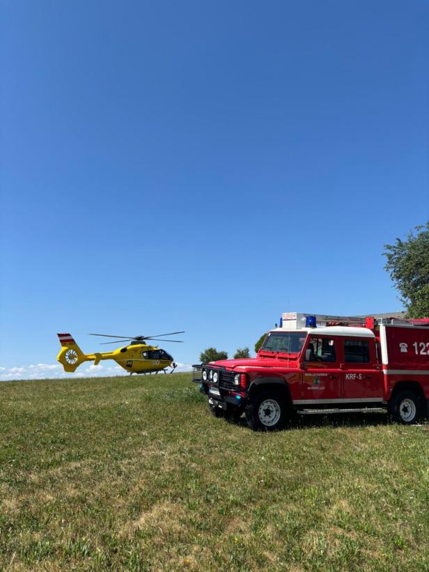 Verletzter wird abtransportiert
