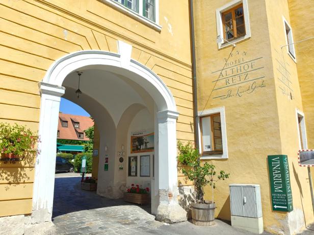 Althof Retz