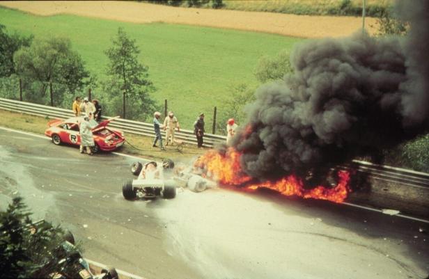Formel 1 1976 - Unfall von Niki Lauda auf dem Nürburgring
