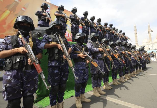 Houthis protest against Saudi Arabia amid heightened tensions