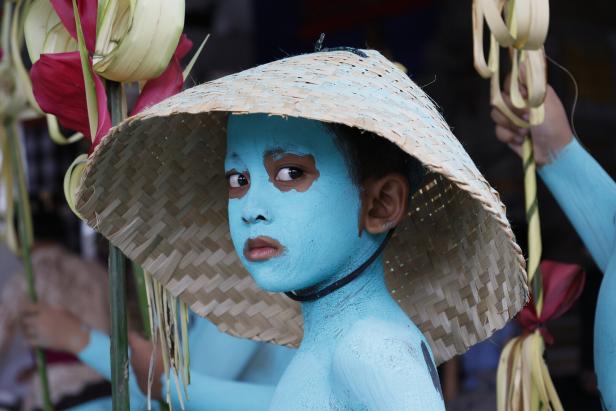 Locals perform sacred Ngerebeg ritual in Bali
