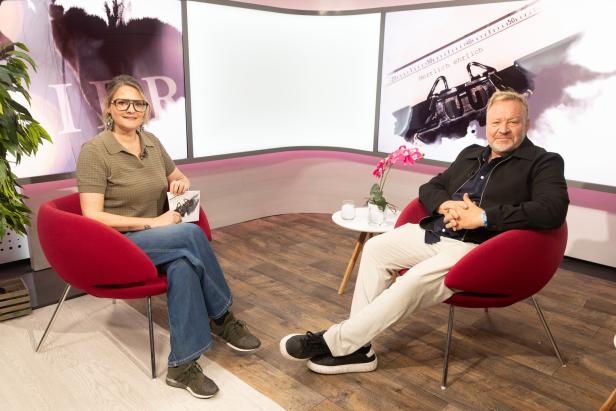 Lisa Trompisch im "Herrlich ehrlich"-Studio mit Marcus Strahl