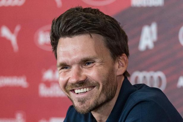 FUSSBALL/PRESSEKONFERENZ: FC RED BULL SALZBURG: VORSTELLUNG TRAINER