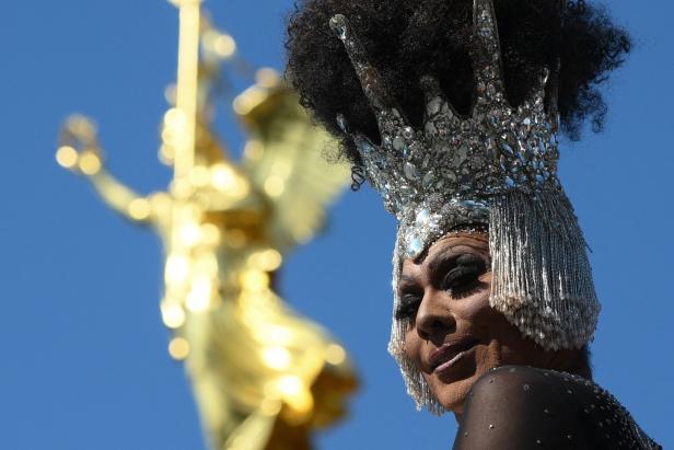 TOPSHOT-GERMANY-LGBTQ+-GENDER-GAY-QUEER-PRIDE-PARADE-CSD