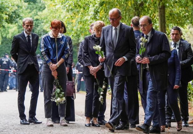 People mourn in Berlin after vehicle drives into CSD Pride event