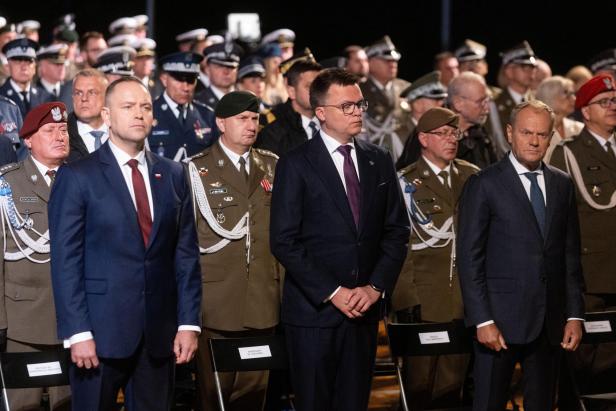 Karol Nawrocki, Mateusz Morawiecki und Donald Tusk.
