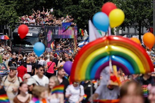 TOPSHOT-GERMANY-LGBTQ+-GENDER-GAY-QUEER-PRIDE-PARADE-CSD