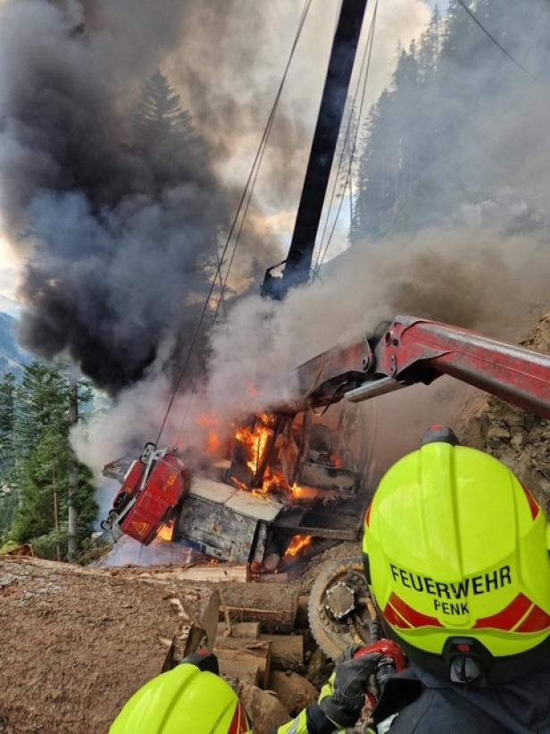 Brennender Lkw