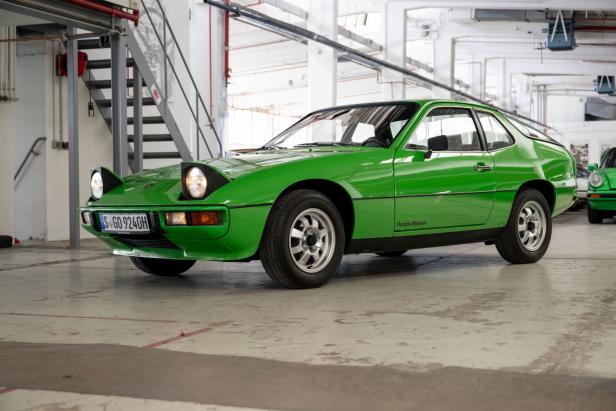 Porsche 924