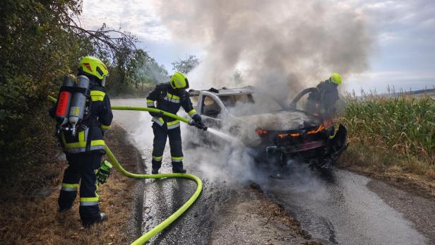 Fahrzeugbrand Breitenwaida