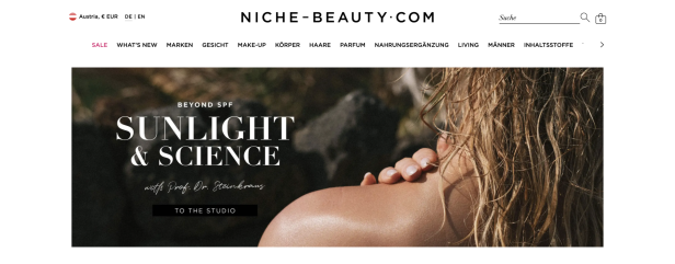 Startseite von Niche-Beauty.com mit Sommerpflege-Banner.