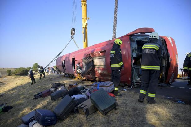Tourist bus accident in Hungary