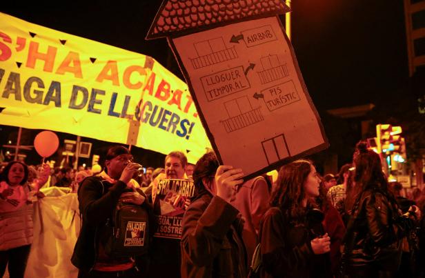 FILE PHOTO: Protest to denounce the housing crisis in Barcelona