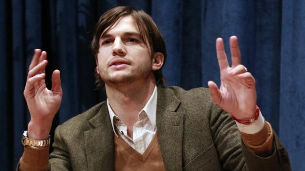 Kutcher vs. Sheen: Die Bad-Boy-Klausel ist inklusive