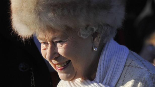 Prinz William tanzt, Kate lacht