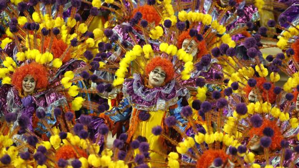 Karneval in Rio: Heiße Rhythmen und nackte Haut