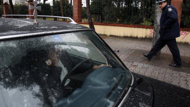 Griechenland: Protest der Leichenbestatter