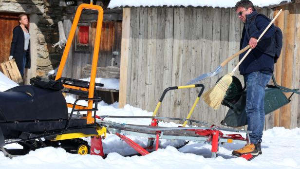 "Schuld" oder: Schmäh im Schnee