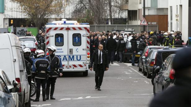 Nächtliche Fahndung nach Paris-Attentätern