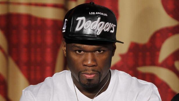 Der Rapper 50 Cent mit einer „Los Angeles Dodgers“-Kappe.
