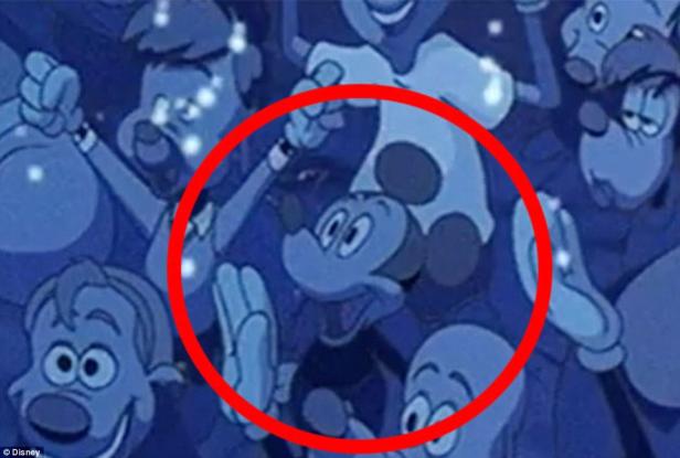 Suchbilder: Wo hat sich Micky Maus versteckt?