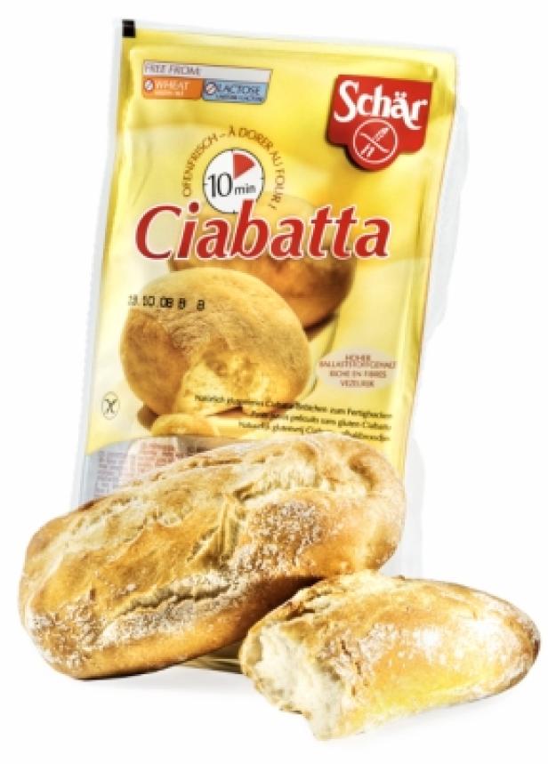 Schär beauftragt Fessler.Schmidbauer mit Dialogkonzept Eine Packung glutenfreies Ciabatta-Brot der Marke Schär mit einem aufgeschnittenen Brot im Vordergrund.