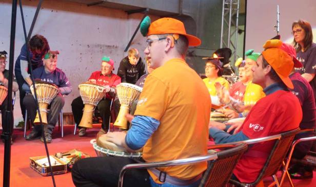 "Ich bin ich" als Musical von "b'sundrig" beim Mimamusch-Festival